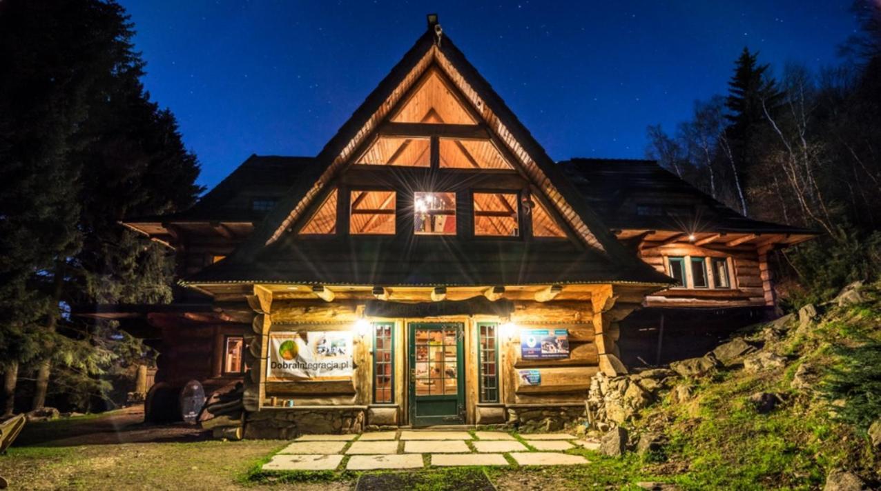 Bukowa Chata Jugów Buitenkant foto